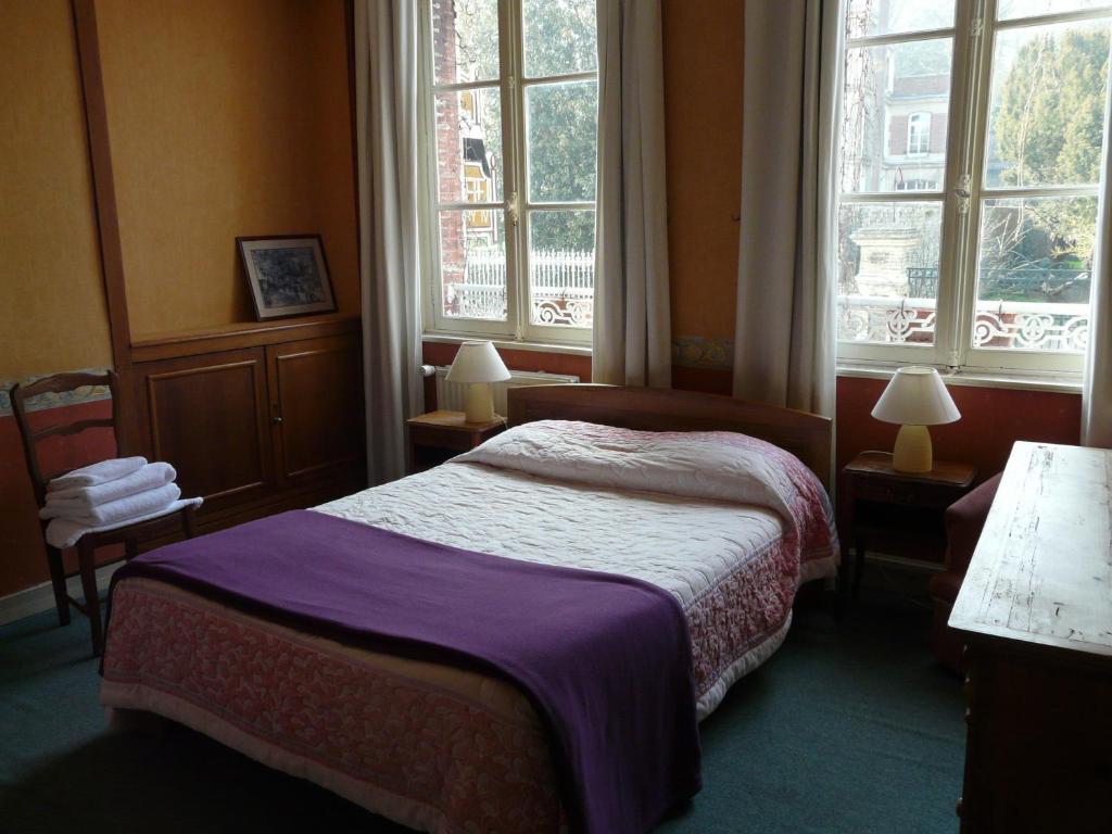 Hotel Henri IV แซ็ง-วาเลรี-อ็อง-คู ห้อง รูปภาพ
